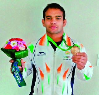 Narsingh Yadav's appreciation everywhere | नरसिंह यादवचे सर्वत्र कौतुक