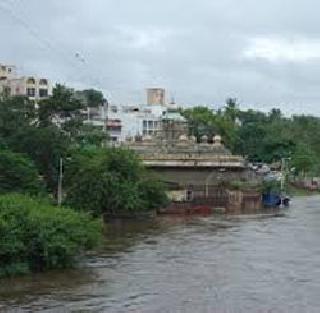 Rainfall with severe rain in Murud; Hailstorm | मुरूडमध्ये विजेच्या कडकडाटासह पाऊस; गारांची वृष्टी