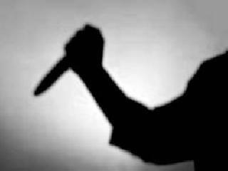 Family Swords Attack in Kolhapur Pre-emotions | कोल्हापुरात पूर्ववैमनस्यातून कुटुंबावर तलवार हल्ला Family Swords Attack in Kolhapur Pre-emotions | कोल्हापुरात पूर्ववैमनस्यातून कुटुंबावर तलवार हल्ला