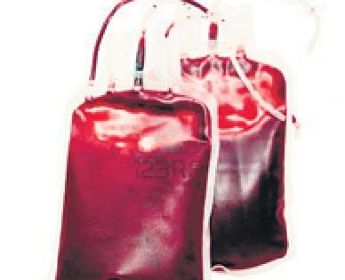 Platonic scarcity in blood banks | रक्तपेढ्यांमध्ये प्लेटलेटचा तुटवडा Platonic scarcity in blood banks | रक्तपेढ्यांमध्ये प्लेटलेटचा तुटवडा