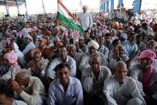 Congress change rally in Mulund, Maharali | मुलुुंडमध्ये काँग्रेसची परिवर्तन रॅली झाली महारॅली