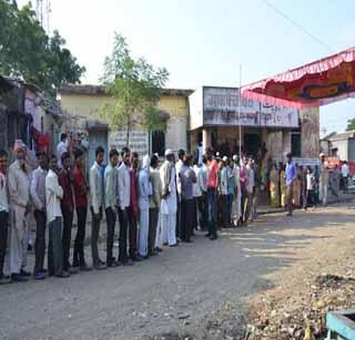 Voting on the threshold of Seventh | मतदान सत्तरीच्या उंबरठय़ावर