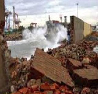 Hoodhud will adopt the devastated village Naidu | हुडहुडने उद्ध्वस्त गाव नायडू दत्तक घेणार Hoodhud will adopt the devastated village Naidu | हुडहुडने उद्ध्वस्त गाव नायडू दत्तक घेणार