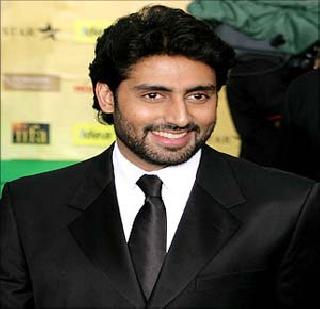 Abhishek Bachchan in 'The Showins' | ‘द शौकिन्स’मध्ये अभिषेक बच्चन