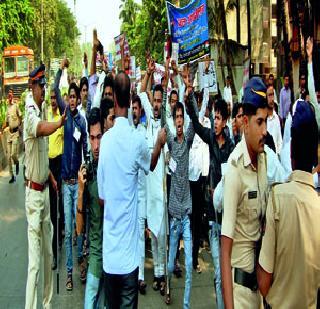 Front of Govandi residents | पाण्यासाठी गोवंडीवासीयांचा मोर्चा