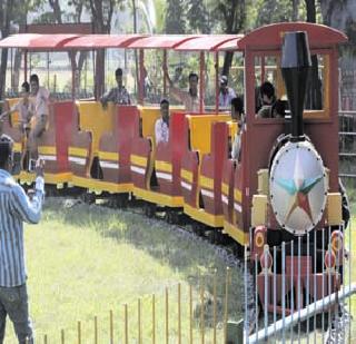 The toy train from Vashi will run from today | वाशीतील टॉय ट्रेन आजपासून धावणार