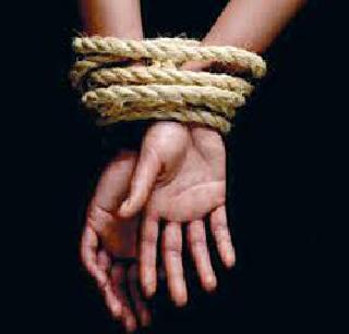 Hijacked girl rescued from Raipur | अपहृत मुलीची रायपूरहून सुटका Hijacked girl rescued from Raipur | अपहृत मुलीची रायपूरहून सुटका