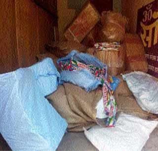 Twenty-two lakh gutkha seized from Sindhi camp | सिंधी कॅम्पमधून अडीच लाखांचा गुटखा जप्त