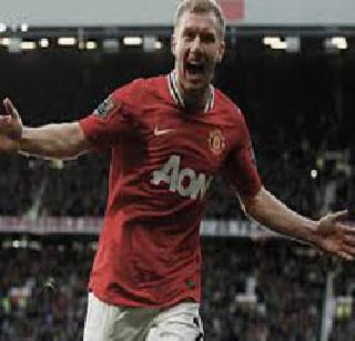 Manchester United, Liverpool, Swansea won the team | मँचेस्टर युनायटेड, लिव्हरपूल, स्वान्सी संघ विजयी Manchester United, Liverpool, Swansea won the team | मँचेस्टर युनायटेड, लिव्हरपूल, स्वान्सी संघ विजयी