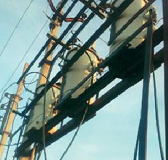 The 'single phase line' is being useless? | ‘सिंगल फेज लाईन’ ठरताहेत निरुपयोगी? The 'single phase line' is being useless? | ‘सिंगल फेज लाईन’ ठरताहेत निरुपयोगी?