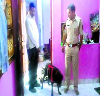 Six million theft at Risod | रिसोड येथे सहा लाखांची चोरी Six million theft at Risod | रिसोड येथे सहा लाखांची चोरी