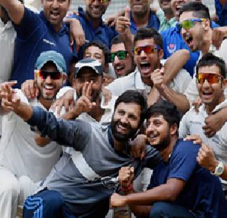 Ranjit J & K beat Mumbai | रणजीत जम्मू काश्मीरची मुंबईवर मात