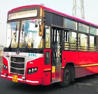 Exploit of drivers from private contractors | खासगी ठेकेदारांकडील चालकांचे शोषण Exploit of drivers from private contractors | खासगी ठेकेदारांकडील चालकांचे शोषण