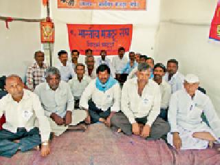 Does one month's salary last a year? | एक महिन्याचा पगार वर्षभर पुरतो का? Does one month's salary last a year? | एक महिन्याचा पगार वर्षभर पुरतो का?