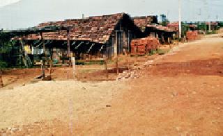Srinagar city still problematic | श्रीरामनगरवासीय अजूनही समस्याग्रस्त Srinagar city still problematic | श्रीरामनगरवासीय अजूनही समस्याग्रस्त