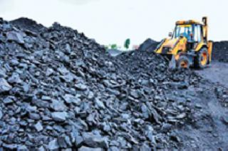 Breaking the rule, Mahagenco uses Chandrapur raw coal | नियम मोडून ‘महाजेन्को’ चंद्रपुरात वापरते आहे कच्चा कोळसा