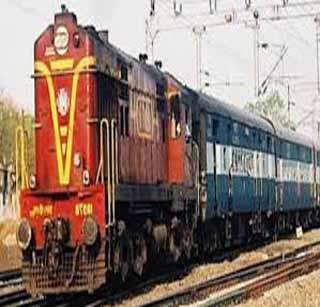 Number of deaths due to crossing the railway rule | रेल्वे रूळ ओलांडताना मृत्युमुखी पडणा-यांची संख्या अधिक