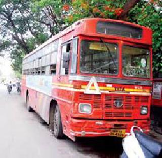 PMPL brakes due to escalation | चालढकलीमुळे पीएमपीला ब्रेक PMPL brakes due to escalation | चालढकलीमुळे पीएमपीला ब्रेक