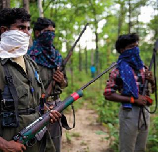 Maoists kill 40 people | माओवाद्यांनी केली ४० जणांची हत्या Maoists kill 40 people | माओवाद्यांनी केली ४० जणांची हत्या