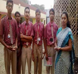 Students from Akola, 'Eureka' Eureka. ' | अकोल्यातील विद्यार्थ्यांचा ‘युरेका. युरेका.’ Students from Akola, 'Eureka' Eureka. ' | अकोल्यातील विद्यार्थ्यांचा ‘युरेका. युरेका.’