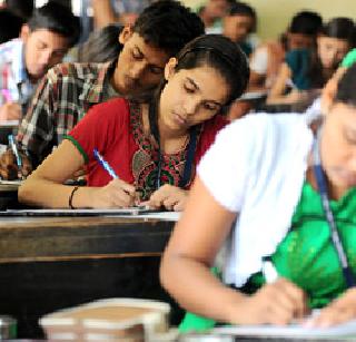Megablock examinations hit | मेगाब्लॉकचा परीक्षार्थींना फटका Megablock examinations hit | मेगाब्लॉकचा परीक्षार्थींना फटका