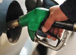 Price of petrol and diesel by two rupees | पेट्रोल, डिझेलच्या उत्पादन शुल्कात २ रुपयांनी वाढ