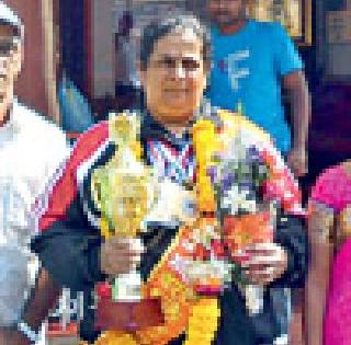 Anuja Tendolkar felicitated at Vengurle | वेंगुर्ले येथे अनुजा तेंडोलकर यांचा सत्कार Anuja Tendolkar felicitated at Vengurle | वेंगुर्ले येथे अनुजा तेंडोलकर यांचा सत्कार