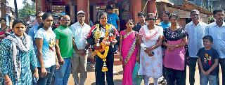 वेंगुर्ले येथे अनुजा तेंडोलकर यांचा सत्कार वेंगुर्ले येथे अनुजा तेंडोलकर यांचा सत्कार