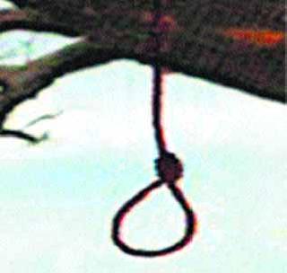 Suicides of two minority farmers | दोन अल्पभूधारक शेतक-यांच्या आत्महत्या Suicides of two minority farmers | दोन अल्पभूधारक शेतक-यांच्या आत्महत्या