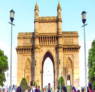 Dump the safety of the gateway | गेटवेच्या सुरक्षेला पालिकेचा खोडा Dump the safety of the gateway | गेटवेच्या सुरक्षेला पालिकेचा खोडा