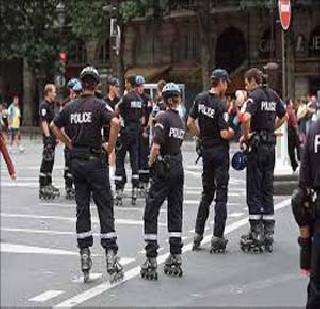 Europe high alert with sharp security | चोख सुरक्षेसह युरोपात हाय अलर्ट Europe high alert with sharp security | चोख सुरक्षेसह युरोपात हाय अलर्ट
