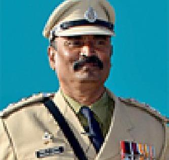 The pride of eight police officers | आठ पोलीस अधिकाऱ्यांचा गौरव The pride of eight police officers | आठ पोलीस अधिकाऱ्यांचा गौरव