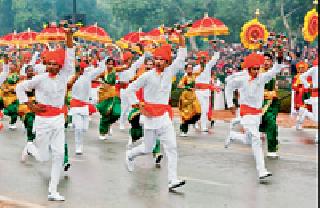 The Lezim Squad of Nagpur won the 'Rajpath' | नागपूरच्या लेझिम पथकाने ‘राजपथ’ जिंकले The Lezim Squad of Nagpur won the 'Rajpath' | नागपूरच्या लेझिम पथकाने ‘राजपथ’ जिंकले