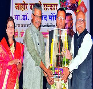 Tribals want independent state - Pichad | आदिवासींना हवे स्वतंत्र राज्य - पिचड Tribals want independent state - Pichad | आदिवासींना हवे स्वतंत्र राज्य - पिचड