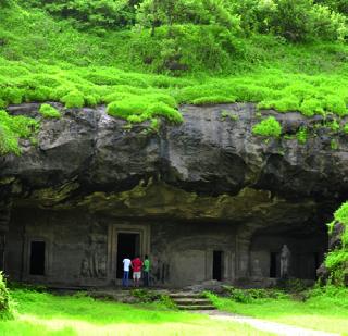 Helicopter service for Elephanta Islands | एलिफंटा बेटांसाठी हेलिकॉप्टर सेवा Helicopter service for Elephanta Islands | एलिफंटा बेटांसाठी हेलिकॉप्टर सेवा