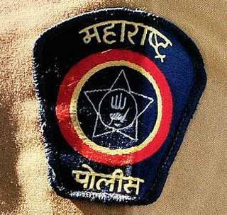 Complete the target of 80 lakhs of Police Welfare Fund | पोलीस कल्याण निधीचे ८0 लाखांचे लक्ष्य पूर्ण Complete the target of 80 lakhs of Police Welfare Fund | पोलीस कल्याण निधीचे ८0 लाखांचे लक्ष्य पूर्ण
