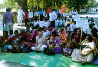 'That' protest by ghost attack conversionist organizations | ‘त्या’ भ्याड हल्ल्याचा परिवर्तनवादी संघटनांतर्फे निषेध