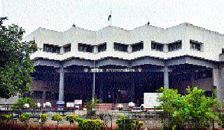 The municipal budget for the first time is made according to the system of computing | महापालिकेचे अंदाजपत्रक पहिल्यांदाच संगणकीय प्रणालीनुसार तयार The municipal budget for the first time is made according to the system of computing | महापालिकेचे अंदाजपत्रक पहिल्यांदाच संगणकीय प्रणालीनुसार तयार