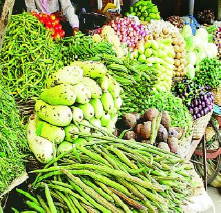 Leafy vegetables | पालेभाज्या कडाडल्या Leafy vegetables | पालेभाज्या कडाडल्या
