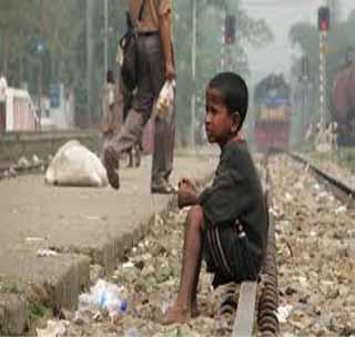Now, the trains will be seen on the untimely children of the flats! | .आता रेल्वे, फलाटांवरील बेवारस बालकांवर राहील नजर! Now, the trains will be seen on the untimely children of the flats! | .आता रेल्वे, फलाटांवरील बेवारस बालकांवर राहील नजर!
