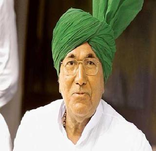 Chautala's father-son was imprisoned for 10 years | चौटाला पिता- पुत्राचा १० वर्षे कारावास कायम Chautala's father-son was imprisoned for 10 years | चौटाला पिता- पुत्राचा १० वर्षे कारावास कायम