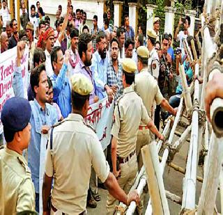 Other accused also target? | इतर आरोपीही लक्ष्य? Other accused also target? | इतर आरोपीही लक्ष्य?