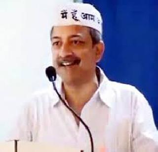 Ace screams in AAP | ‘आप’मधील चिखलफेक सुरूच Ace screams in AAP | ‘आप’मधील चिखलफेक सुरूच