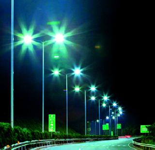 Breakdown in LED lights | एलईडी दिव्यांवरून युतीत कलह Breakdown in LED lights | एलईडी दिव्यांवरून युतीत कलह