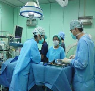 300 Caesar 1200 Natural Obstetricians | ३०० सिझर १२०० नैसर्गिक प्रसूती