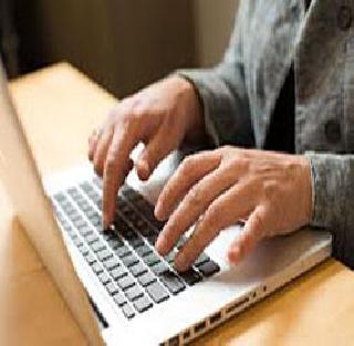 Parents' crowd to fill the online application | आॅनलाईन अर्ज भरण्यास पालकांची गर्दी Parents' crowd to fill the online application | आॅनलाईन अर्ज भरण्यास पालकांची गर्दी