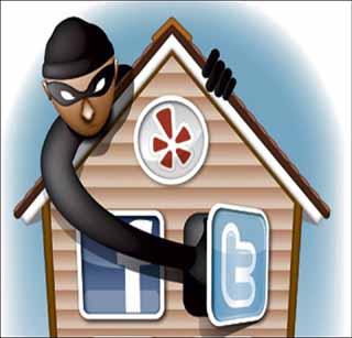 Cheating by inquiring into ATM of mobile phone | भ्रमणध्वनीवर एटीएमची चौकशी करुन फसवणूक Cheating by inquiring into ATM of mobile phone | भ्रमणध्वनीवर एटीएमची चौकशी करुन फसवणूक
