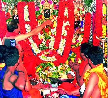 Ramnama's hymns in the temples of the city | शहरातील मंदिरांमध्ये रामनामाचा जयघोष Ramnama's hymns in the temples of the city | शहरातील मंदिरांमध्ये रामनामाचा जयघोष