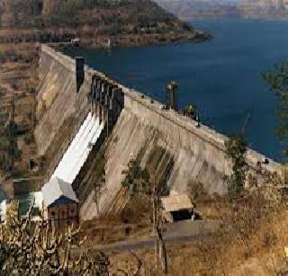 Twisting from 20 to 20 feet from the damp dam | डिंभे धरणातून २० पासून आवर्तन