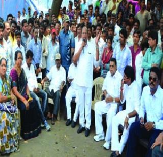 Static movement of the people of the land at Ratibandar | रेतीबंदर येथे भूमिपुत्रांचे ठिय्या आंदोलन Static movement of the people of the land at Ratibandar | रेतीबंदर येथे भूमिपुत्रांचे ठिय्या आंदोलन